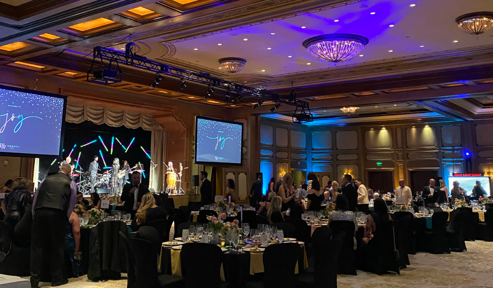 Event Branding Make-A-Wish Wine & Wishes Gala: Event Interior